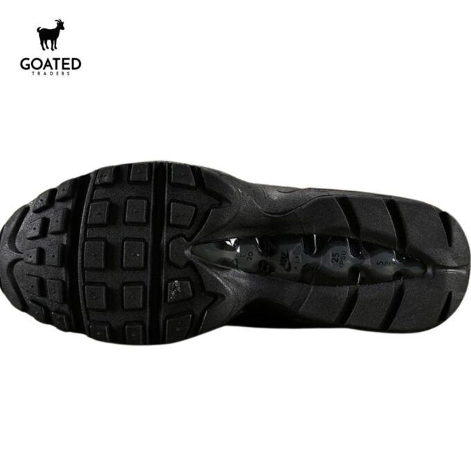 Air-Max-95-Essential-Mens-7